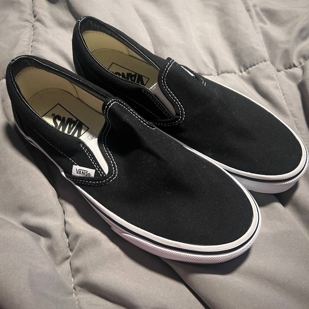 Vans Men's Black Slip-On Shoes